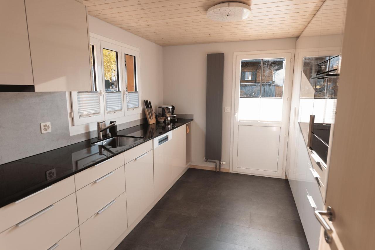 Chalet Egglen "Typical Swiss House, Best Views, Private Jacuzzi" Sigriswil Exteriör bild