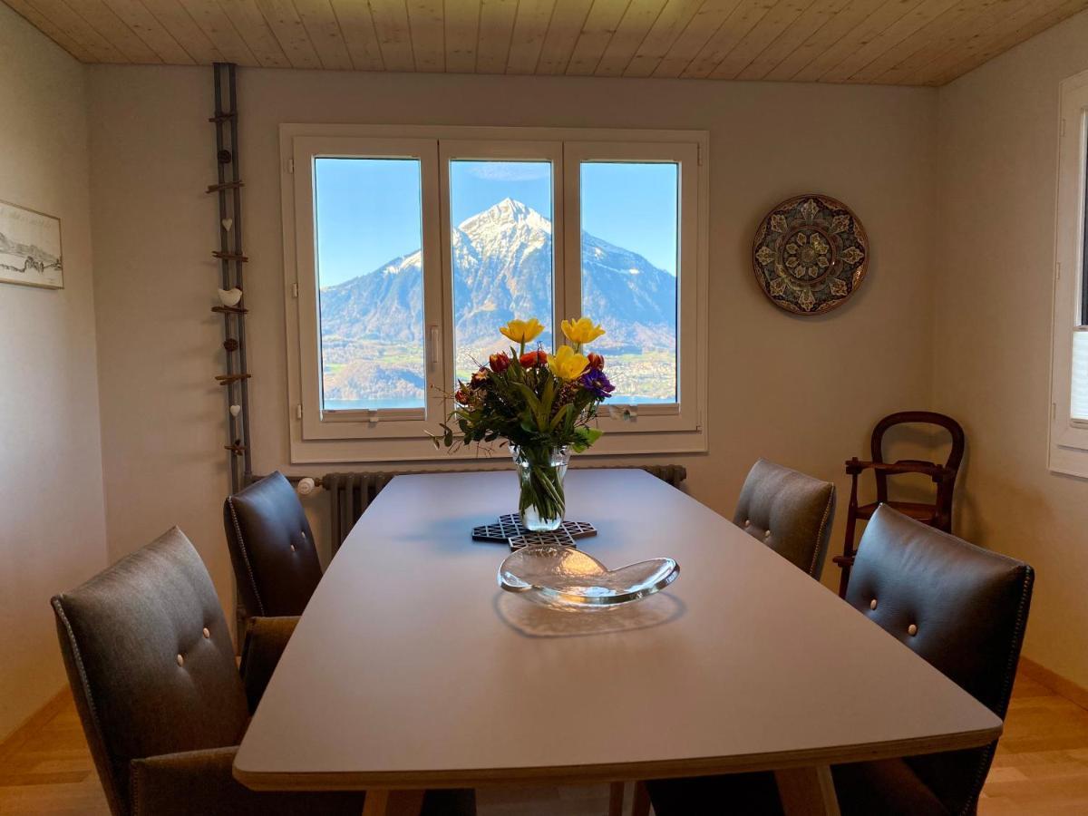 Chalet Egglen "Typical Swiss House, Best Views, Private Jacuzzi" Sigriswil Exteriör bild