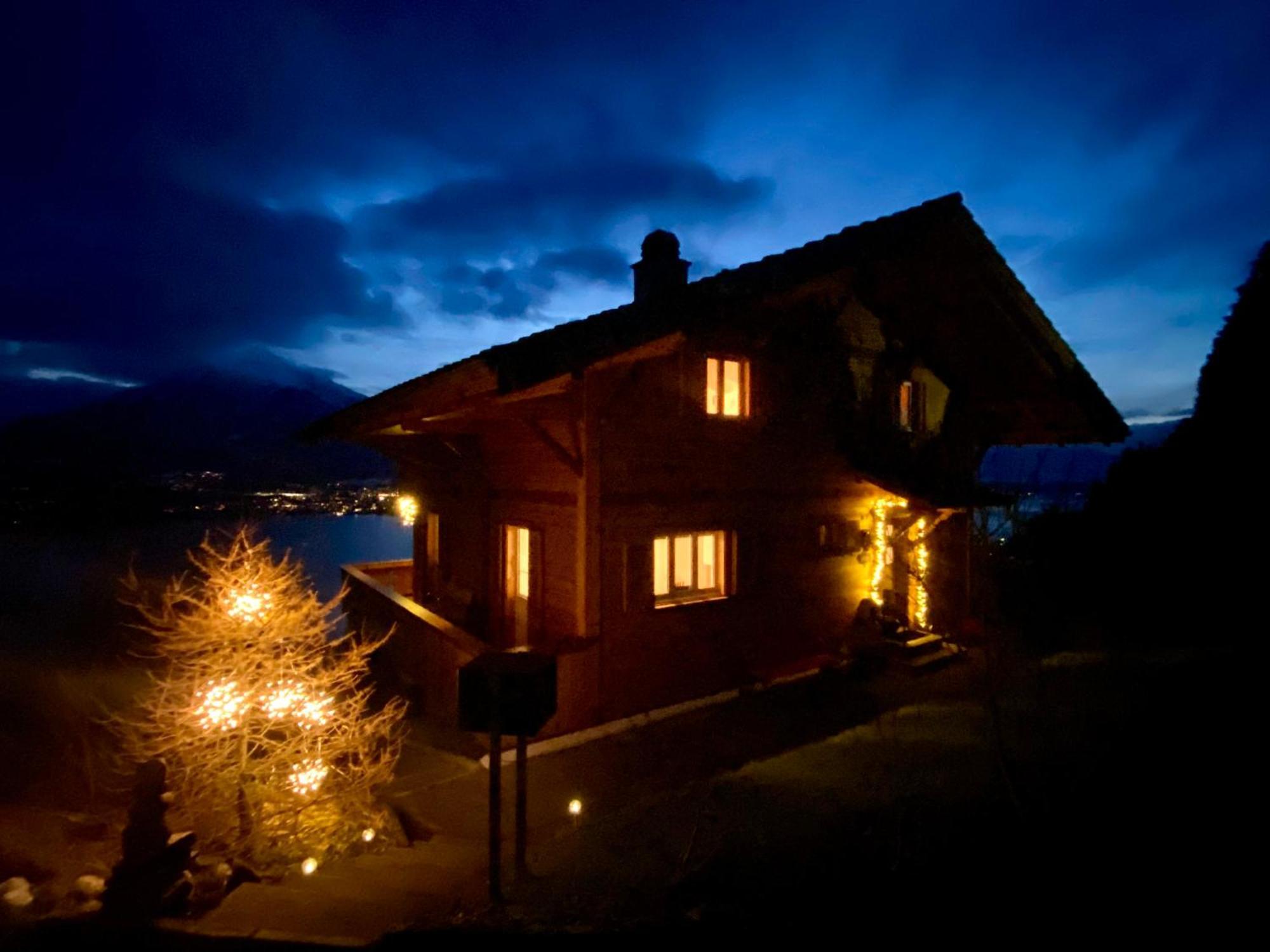 Chalet Egglen "Typical Swiss House, Best Views, Private Jacuzzi" Sigriswil Exteriör bild